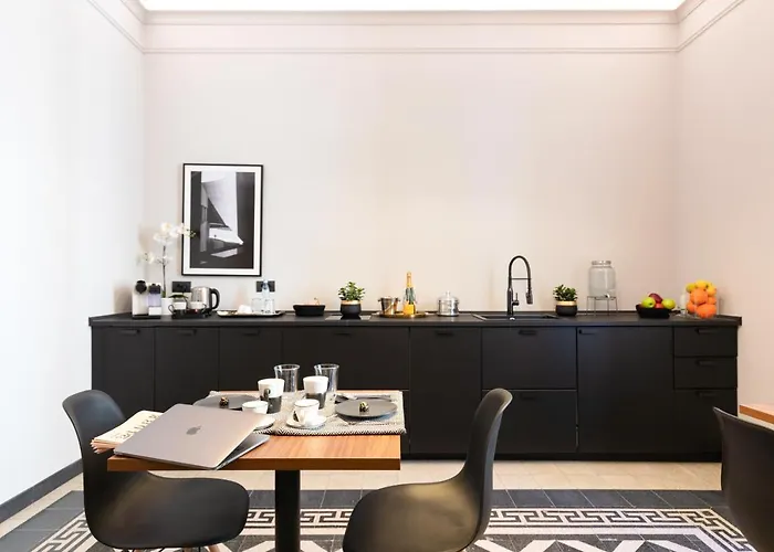 בית הארחה Foresteria Di Piazza Cavour - Luxury & 4*