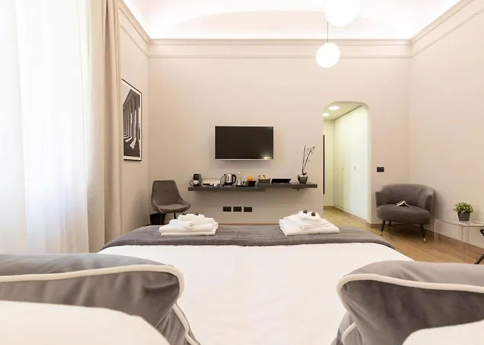 Foresteria Di Piazza Cavour - Luxury & בית הארחה 4*